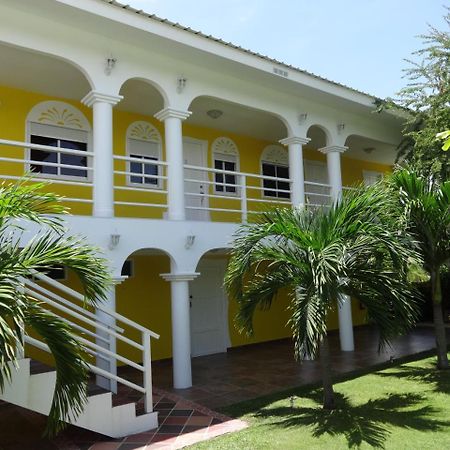 Hotel Casa Amarilla Пунта-Чаме Экстерьер фото